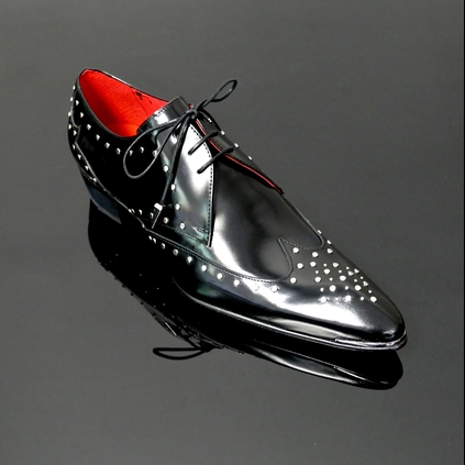 Manic K629 'PASSION' Stud wing tip