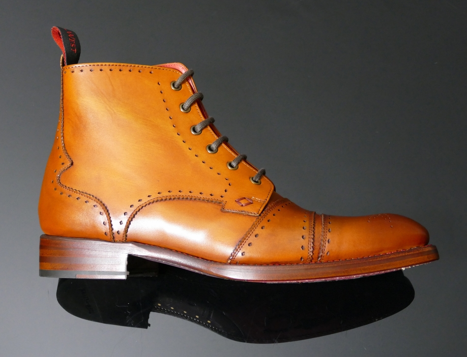 Warner cap best sale toe boot